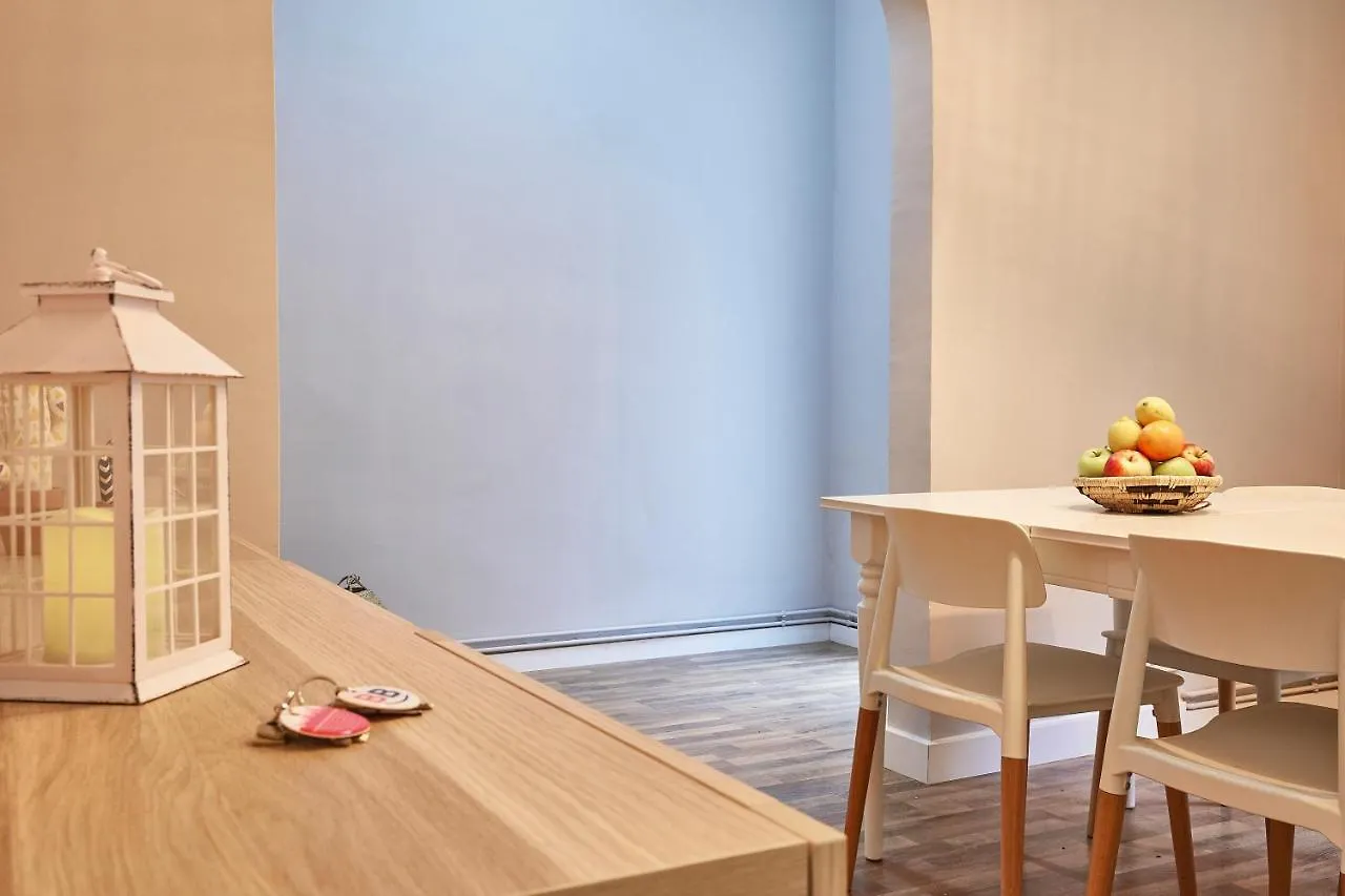 Bbarcelona Apartments Gaudi Avenue Flats 0*, Барселона Испания